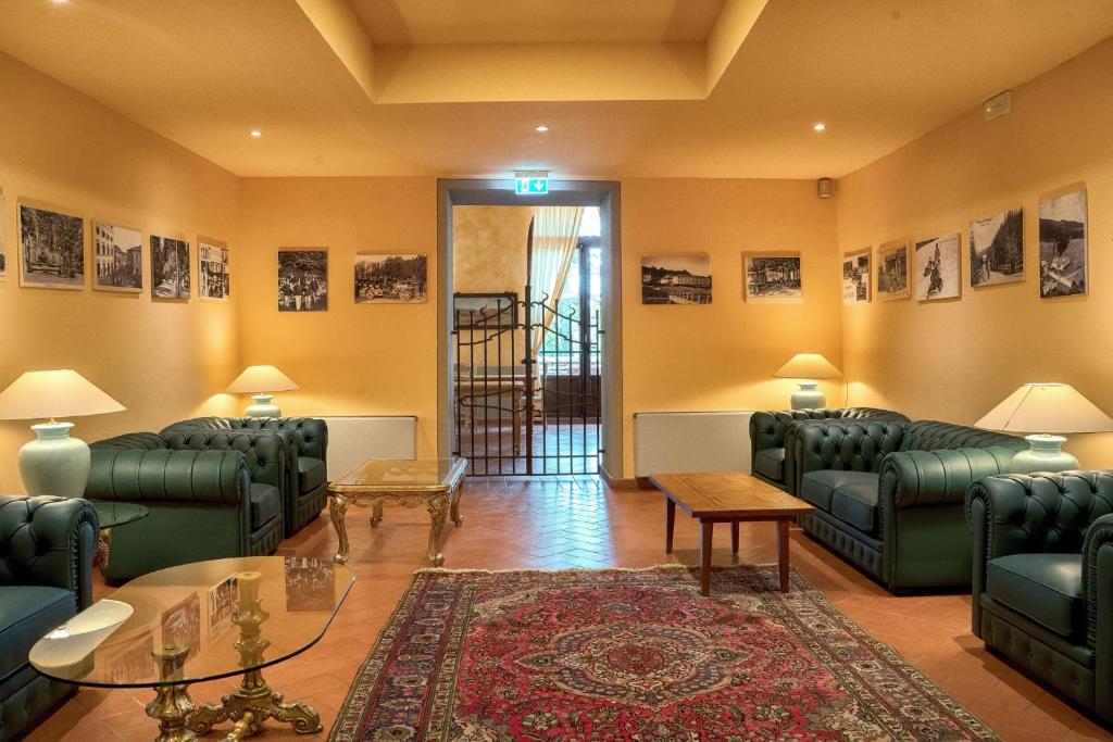 Posezení v ubytování Hotel Rifugio la Foresta