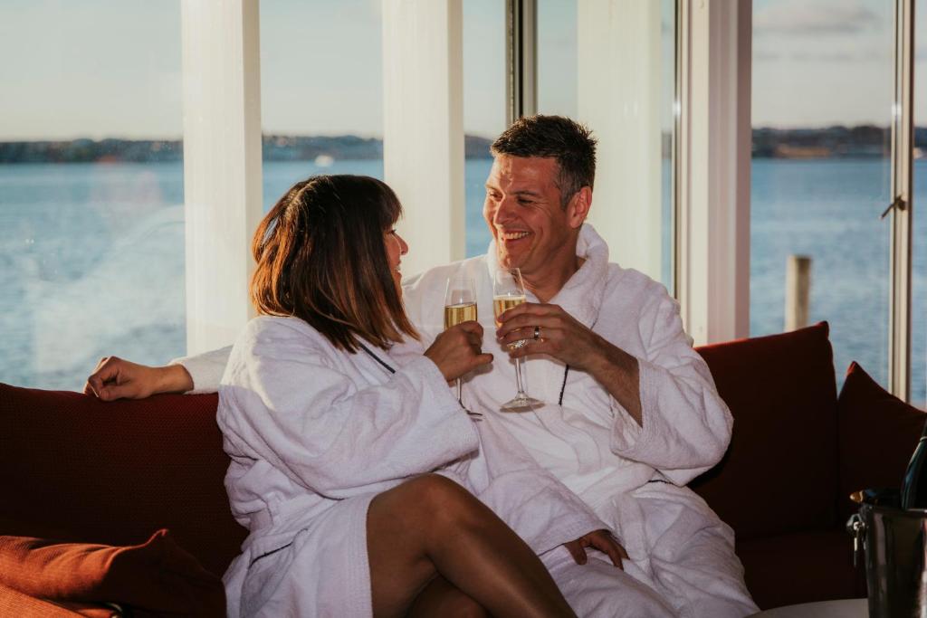 Hosté ubytování Gullmarsstrand Hotell & Konferens