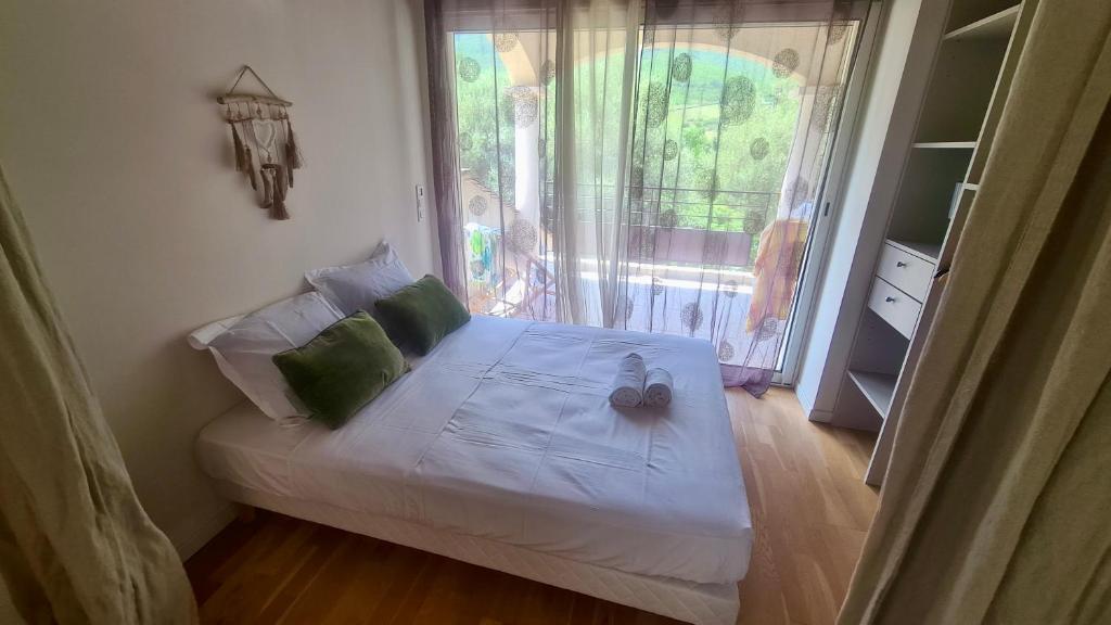 Fotografia z galérie ubytovania Villa Murati 6 pers à 5 min de la mer v destinácii Sisco