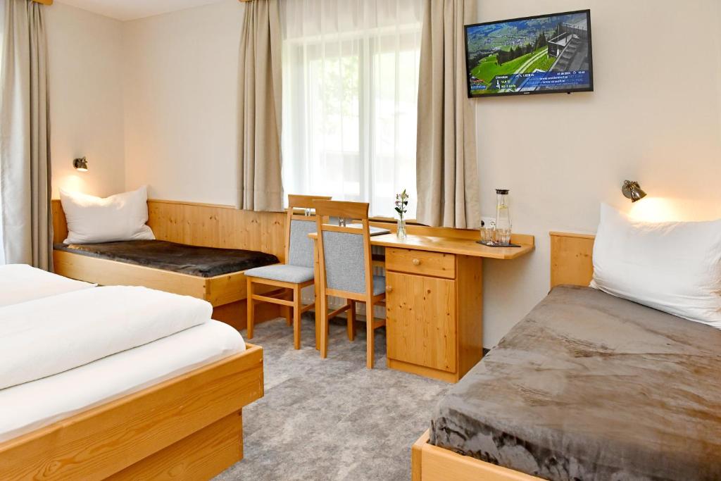 Postel nebo postele na pokoji v ubytování Pension Eichenheim
