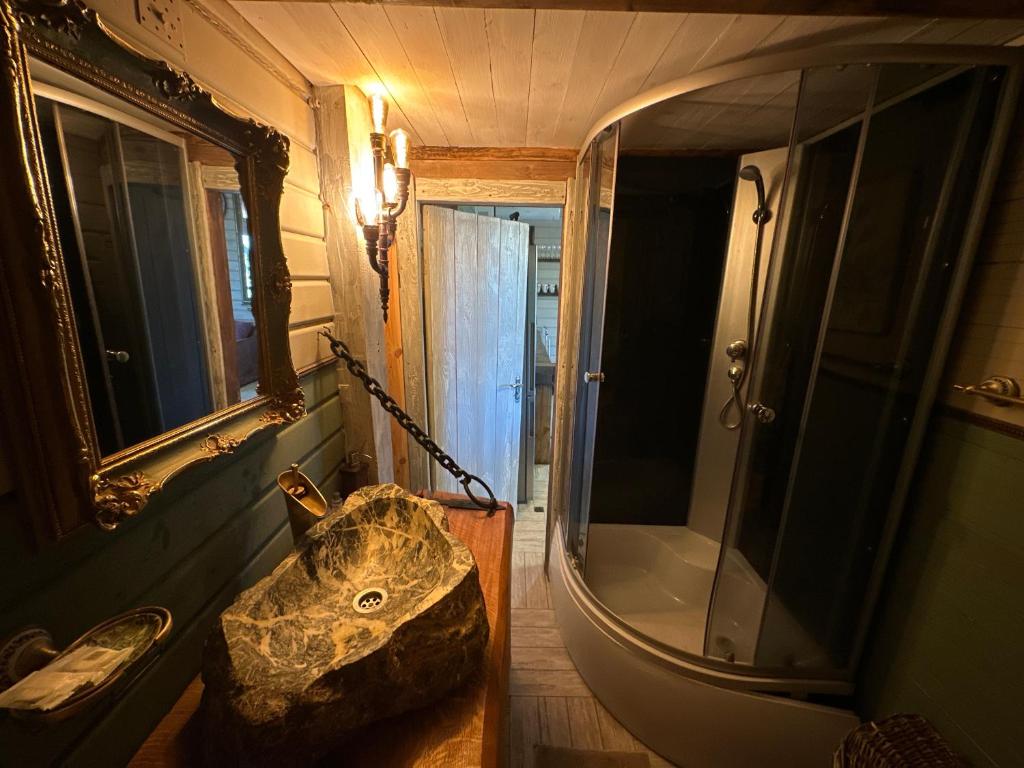 Koupelna v ubytování Chervona Kalyna Cottage