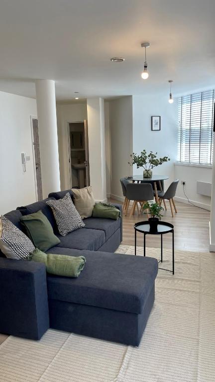 Fotografie z fotogalerie ubytování Bayard Plaza- One Bedroom Comfortable Apartment v destinaci Peterborough