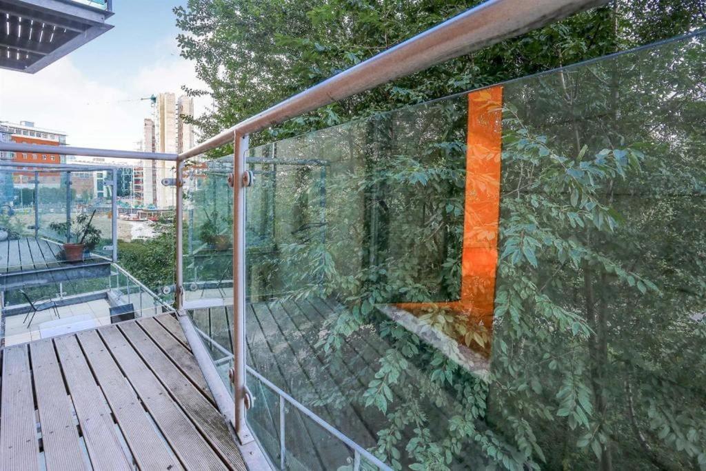 Fotografie z fotogalerie ubytování Long-term Retreat! Family & Business - 5 Beds City Apt & Parking - 中国搬迁 v destinaci Leeds