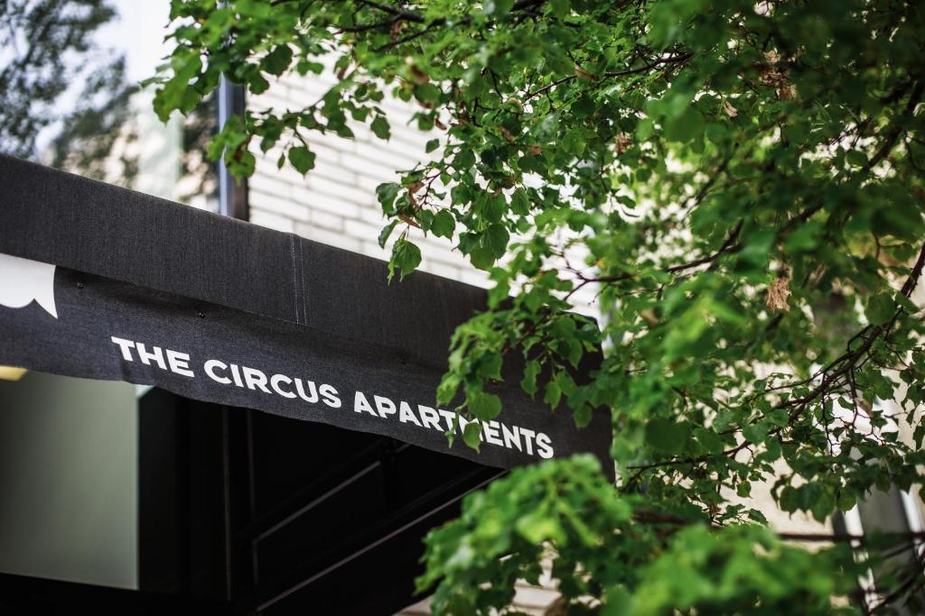 The Circus Apartments - Resim 23