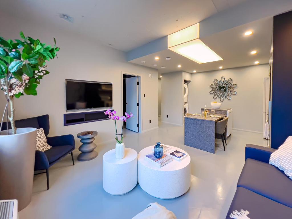 Pierce Boutique Apartments by Simplissimmo - Hizvo