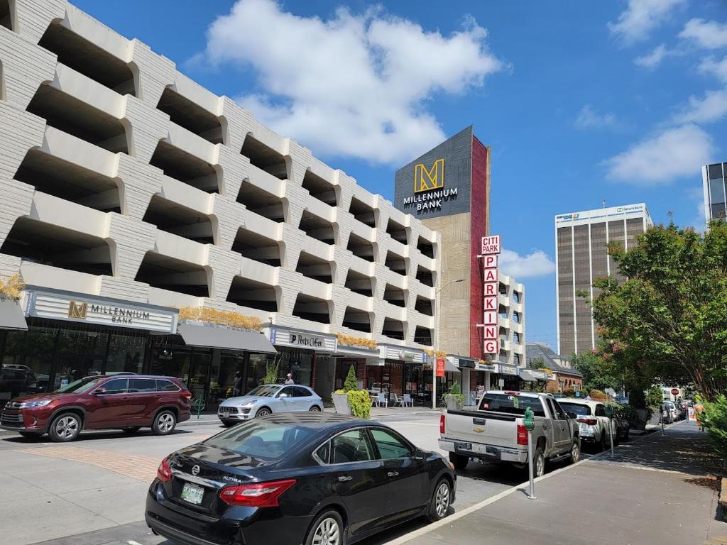 Hotel Clemons photo