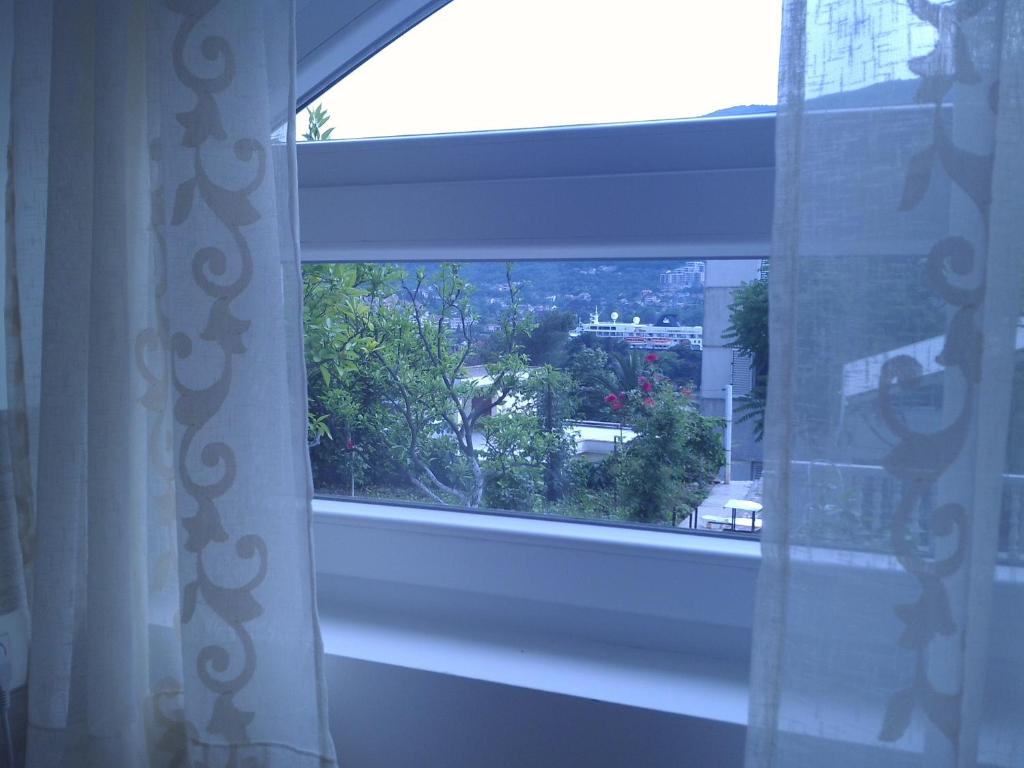 Kotor Kelly Apartments - 9