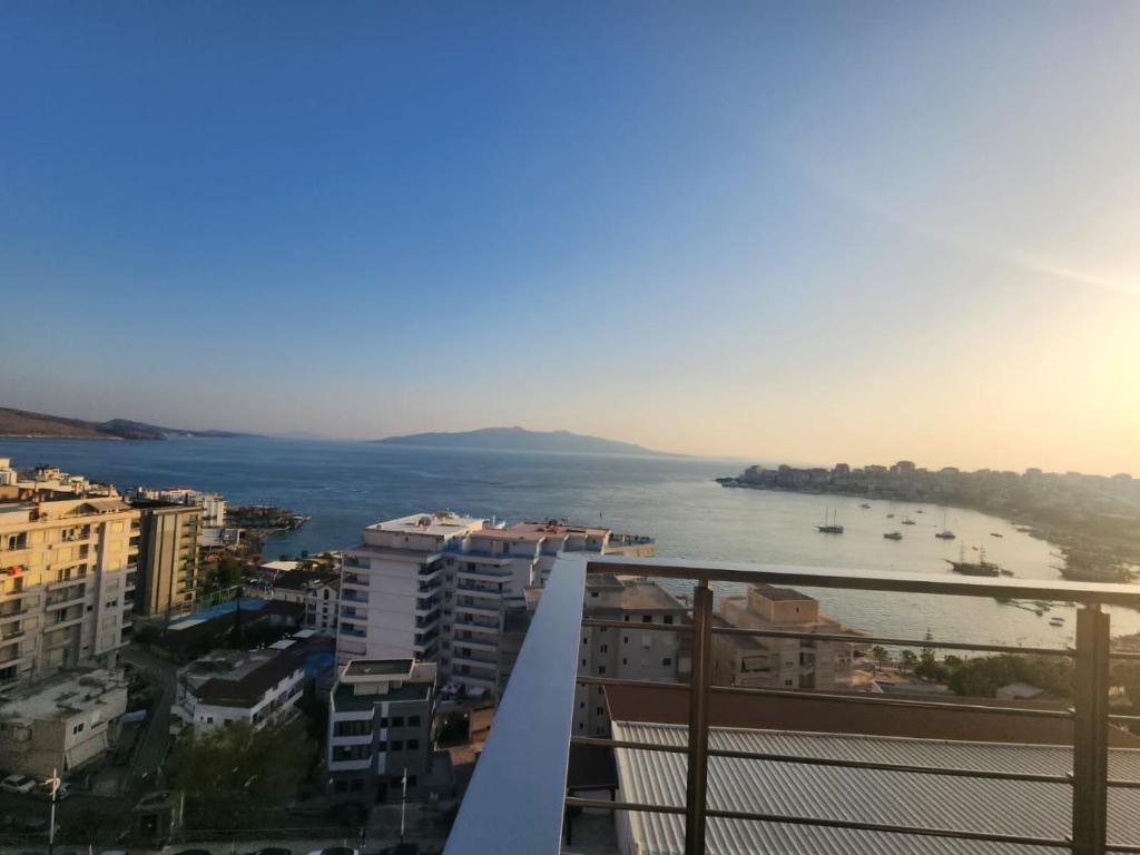 Fantastic Sea View Apartment - Imazhi 9
