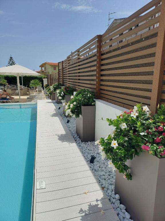 Bazén v ubytování Hotel Nettuno nebo v jeho okolí