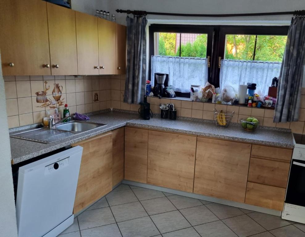 Kuchnia lub aneks kuchenny w obiekcie Vakantiehuis Cerny Dul 259