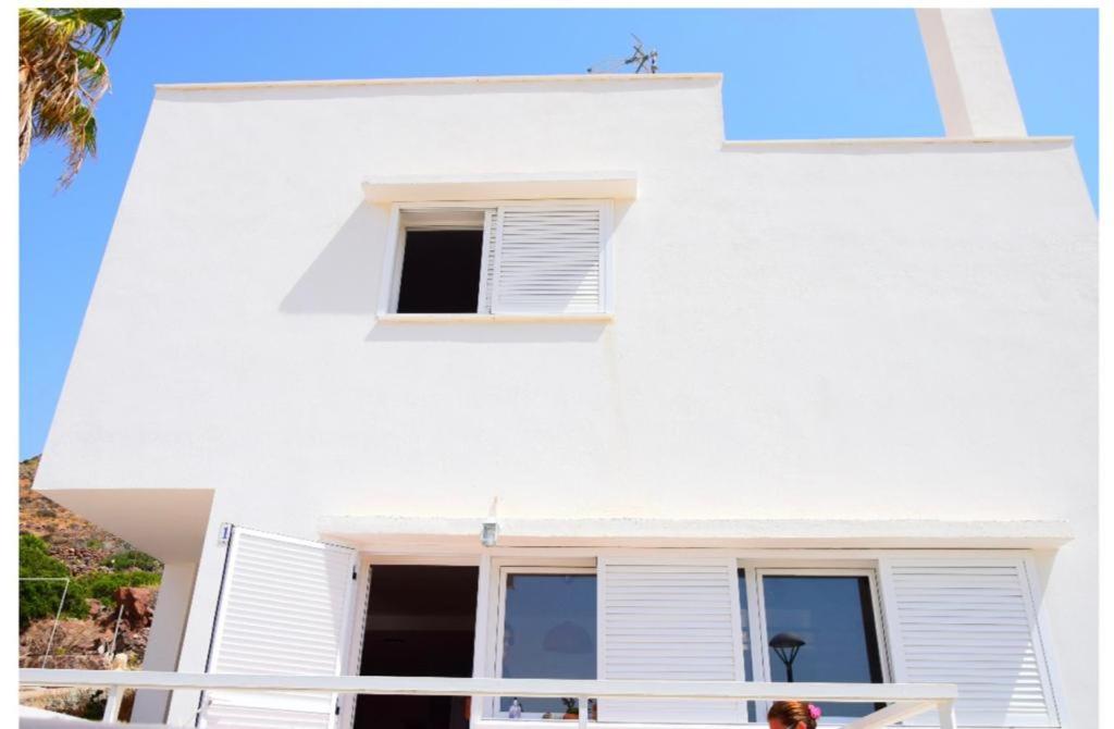 casa independiente en los escullos, Almería – Precios ...