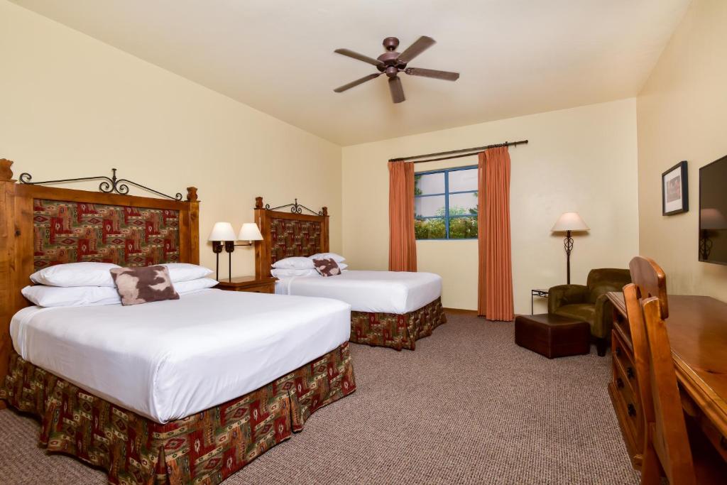 Lodge On The Desert - 