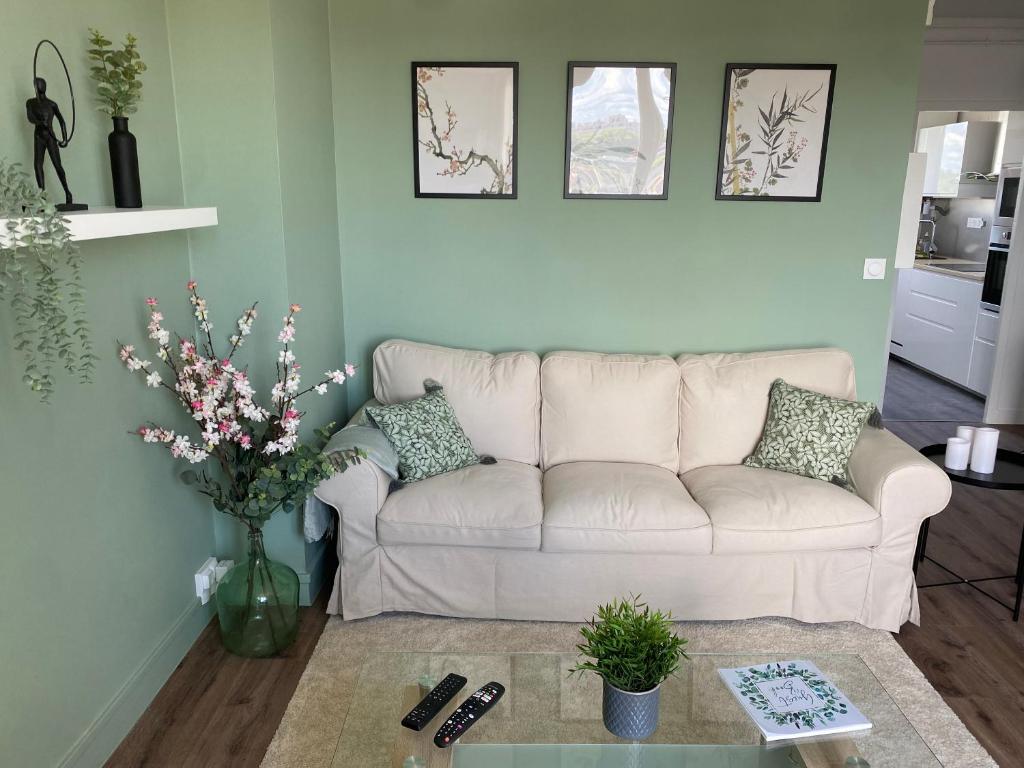 Fotografia z galérie ubytovania Haut Confort Cosy Appart Rénové Mobilier Neuf 3 Ch v destinácii Le Mans