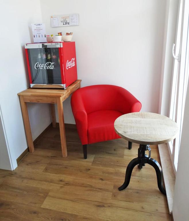 Kuchyň nebo kuchyňský kout v ubytování Hotel Gleis 3viertel Jena