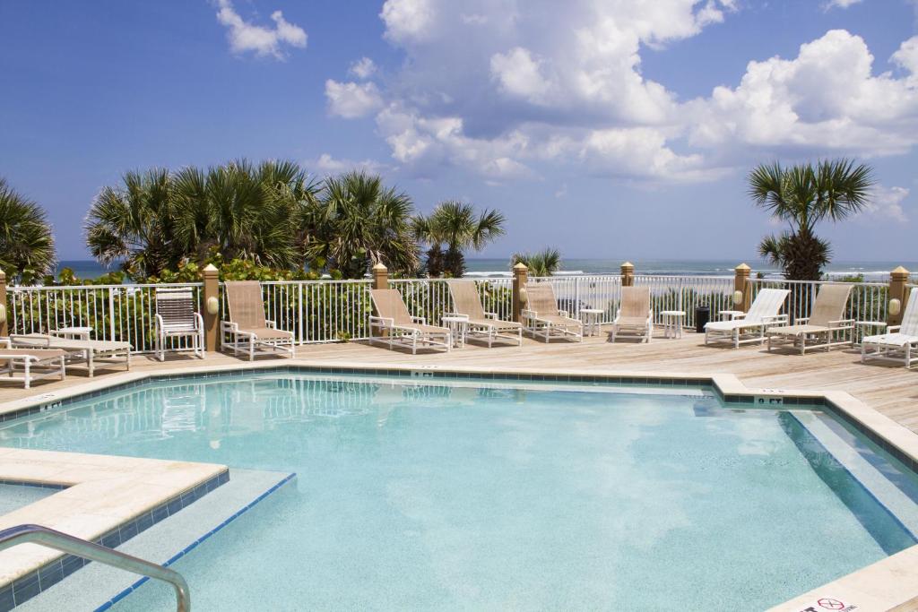 New Smyrna Waves MOD Collection by Sonesta photo