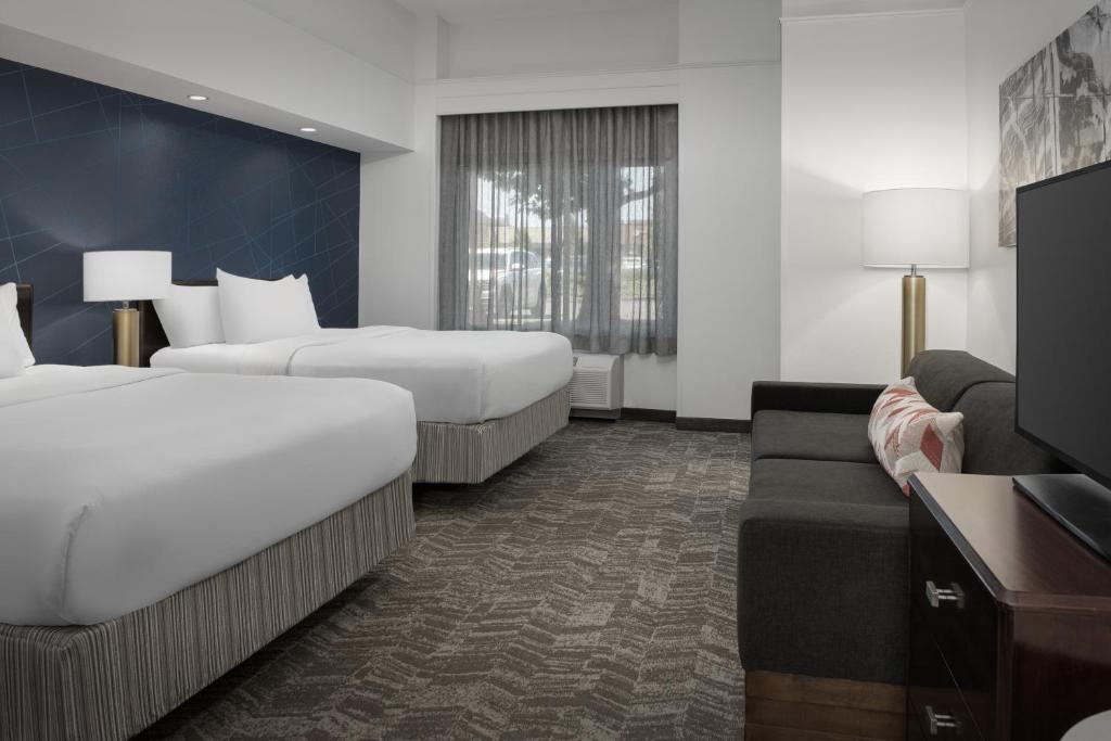 Postel nebo postele na pokoji v ubytování SpringHill Suites by Marriott Portland Vancouver