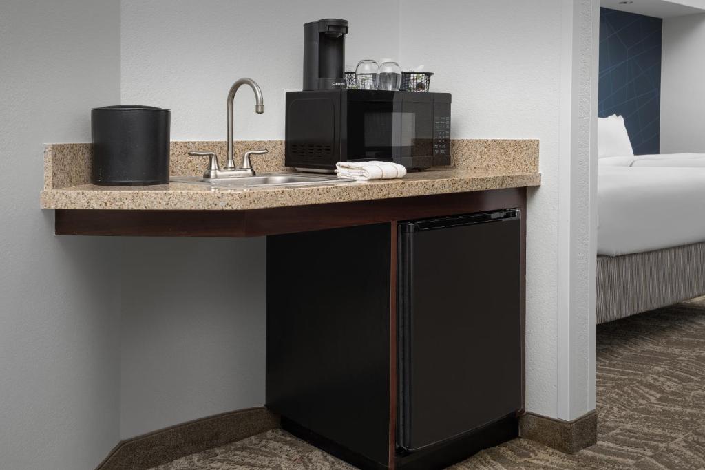 Postel nebo postele na pokoji v ubytování SpringHill Suites by Marriott Portland Vancouver