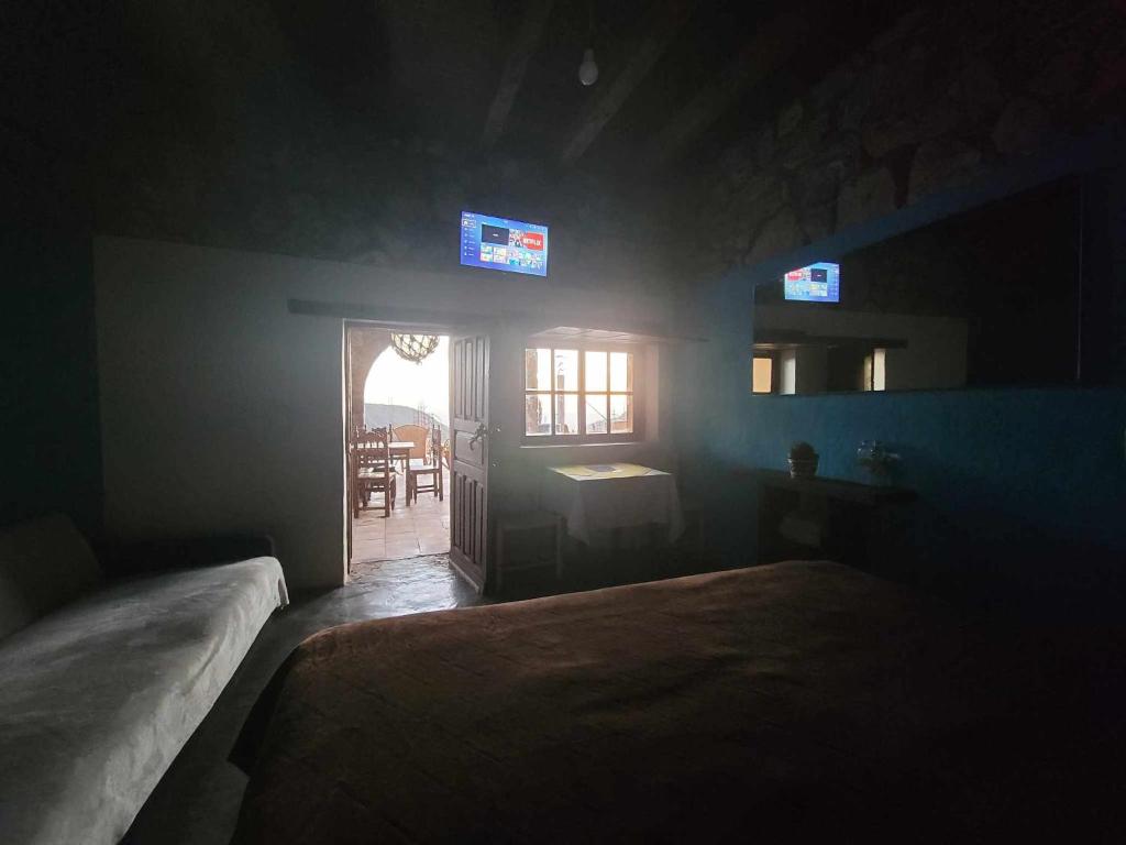 TV a/nebo společenská místnost v ubytování HOTEL RINCÓN MAGICO REAL DE CATORCE