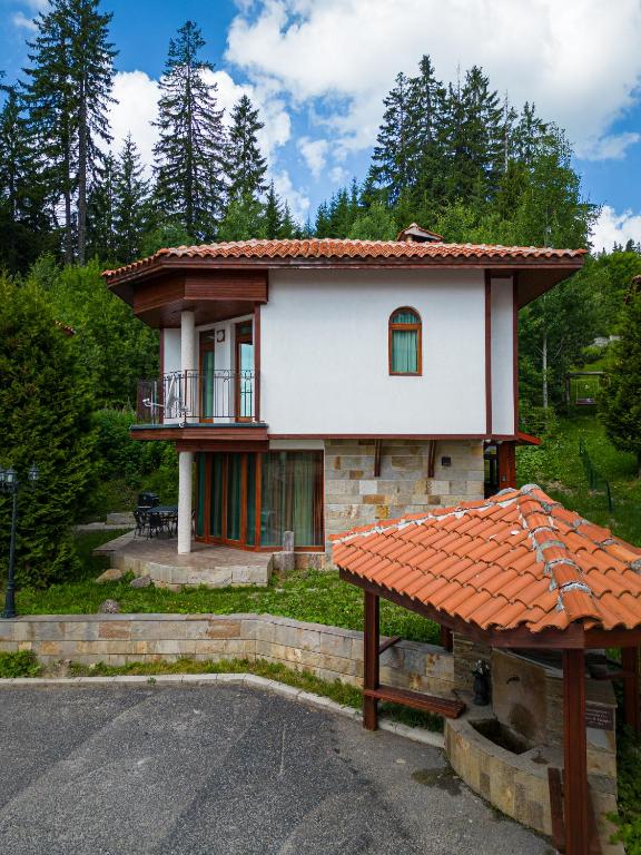 Pamporovo Cottage Savov - Two-Bedroom Villa