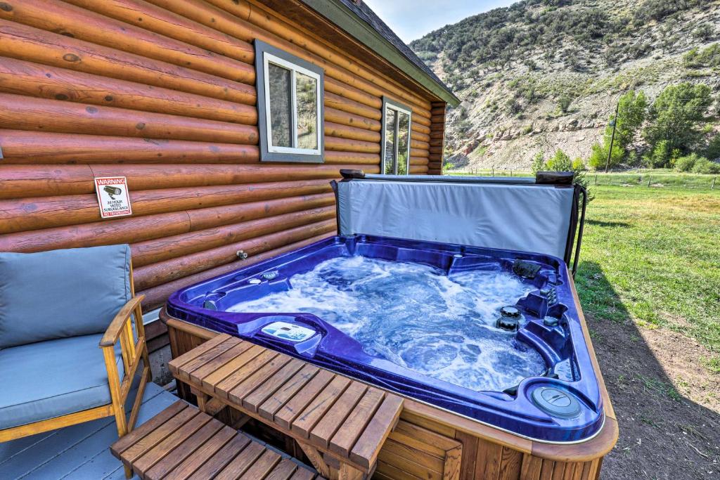 Beautiful Oakley Cabin with Private Hot Tub and Views!, Oakley – Updated  2024 Prices