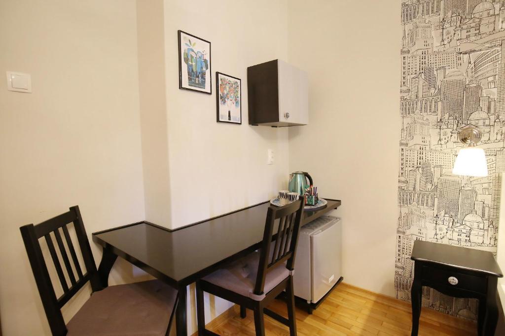 Verena's Place Old Town - 4