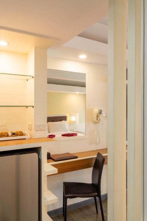 La Vintage Resort - Patong, Phuket - Resim 44