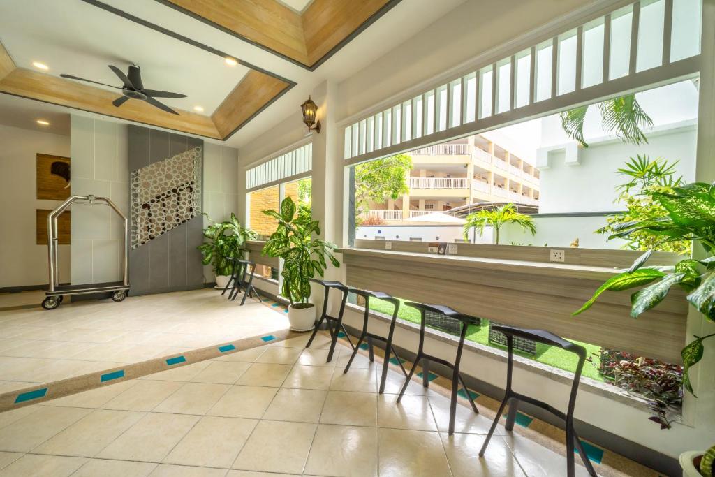 La Vintage Resort - Patong, Phuket - Resim 16