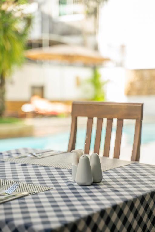 Bazén v ubytování La Vintage Resort - Patong, Phuket nebo v jeho okolí