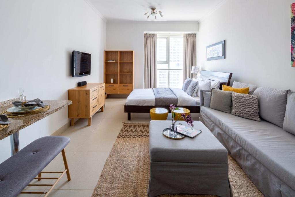 Frank Porter – Goldcrest Executive