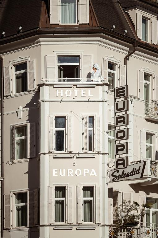 Budynek, w którym mieści się hotel