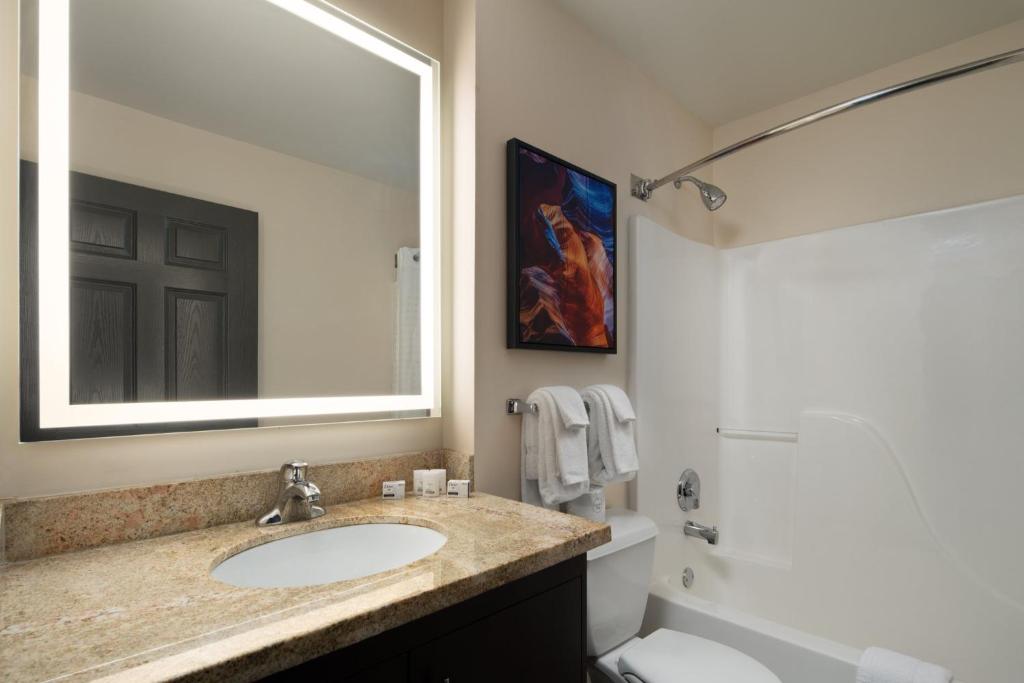 Candlewood Suites St Louis St Charles by IHG photo
