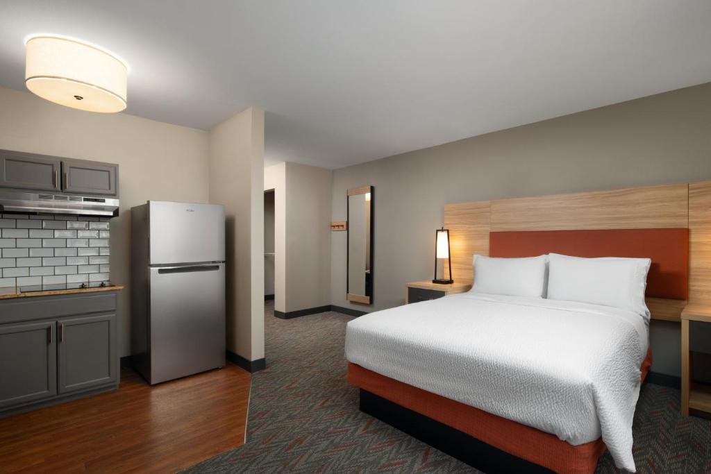 Candlewood Suites St Louis St Charles by IHG photo