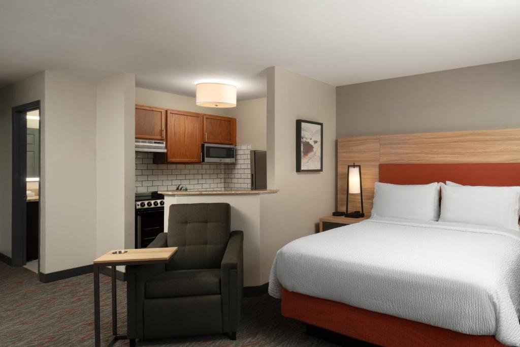 Candlewood Suites St Louis St Charles by IHG photo