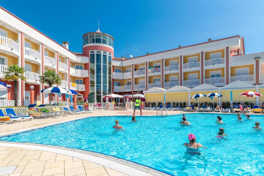 Bazén v ubytování Hotel Olympus nebo v jeho okolí