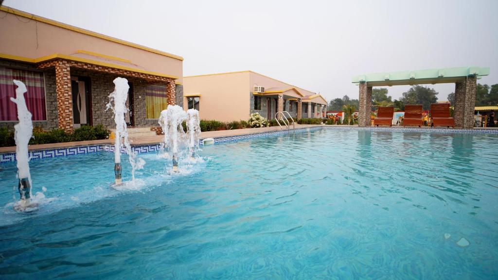Bazén v ubytování Beach Walk Resort nebo v jeho okolí