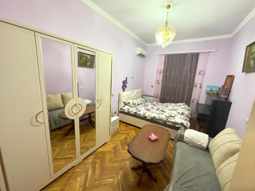 Posezení v ubytování Karson Guest House and Tours