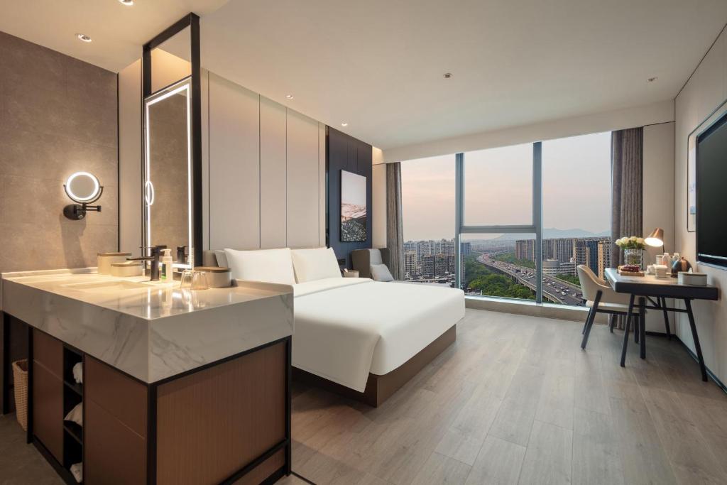 Atour Hotel Hangzhou East Railway Station West Square - Superior Double Room
