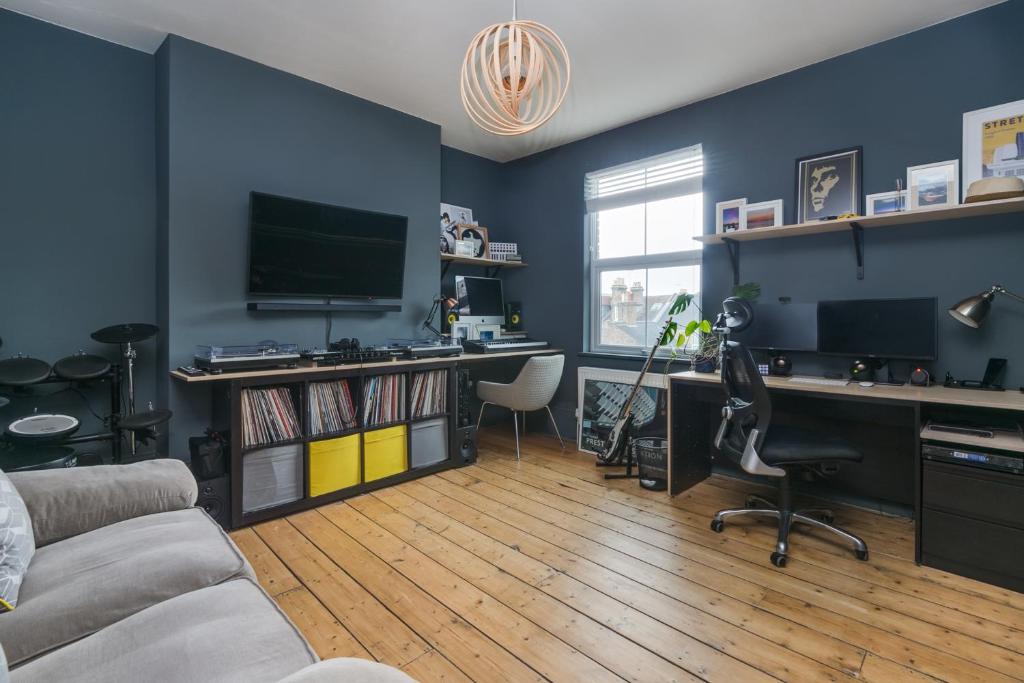 Fotografie z fotogalerie ubytování Location House - Luxury Margate Stay v destinaci Kent