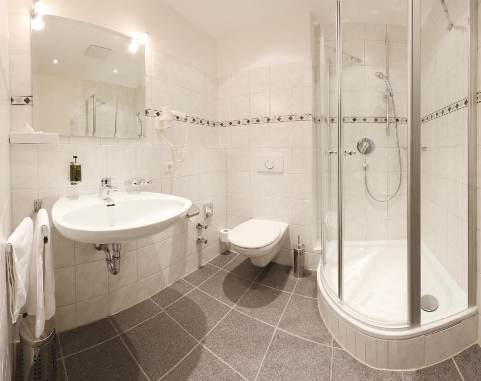 Koupelna v ubytování Hotel Fortuna