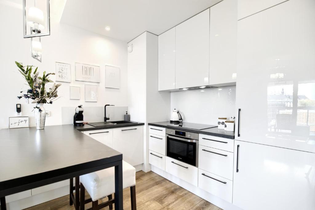 About Art Apartments - 5