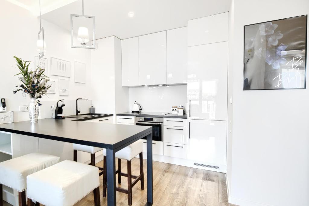 About Art Apartments - 4