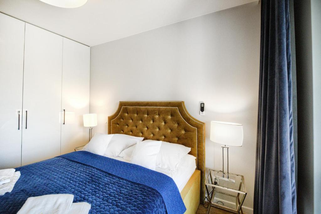 About Art Apartments - 9