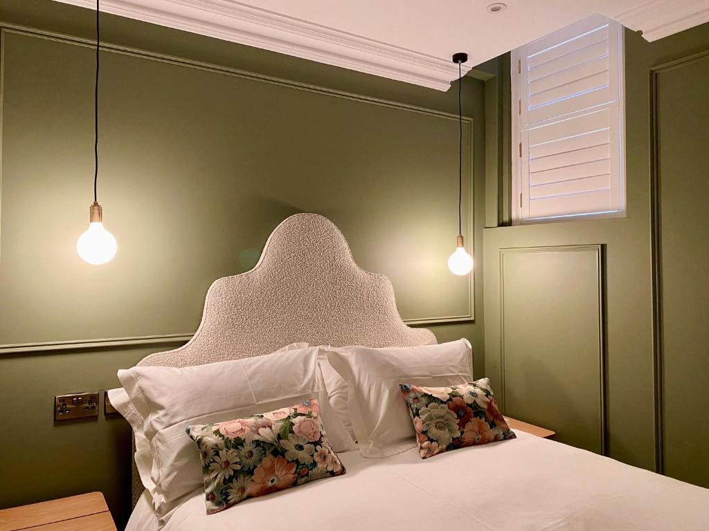 Railway House York by Chateau Anna - One-Bedroom Apartment
