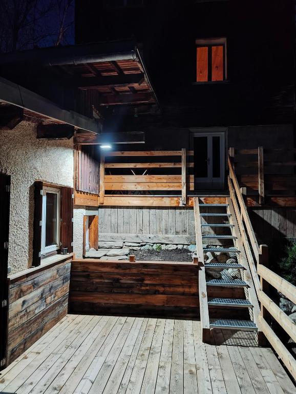 Fotografia z galérie ubytovania Chalet Ailleurs Appartement à Molines en Queyras v destinácii Molines-en-Queyras