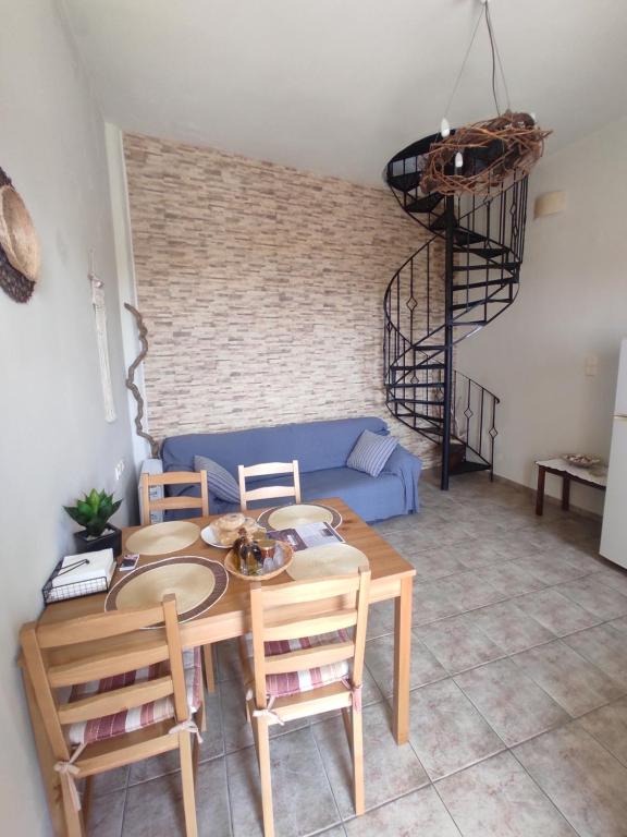 Fotografie z fotogalerie ubytování Stefanis traditional house - Kampos v destinaci Kámbos