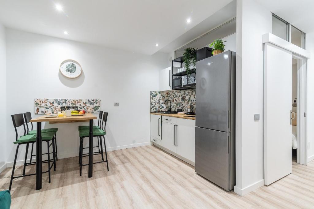 Home2Book Charming Design Apt Las Canteras Beach
