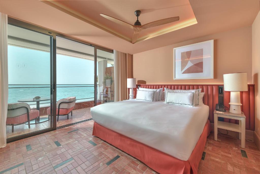 
Selected Double Room with Sea View
