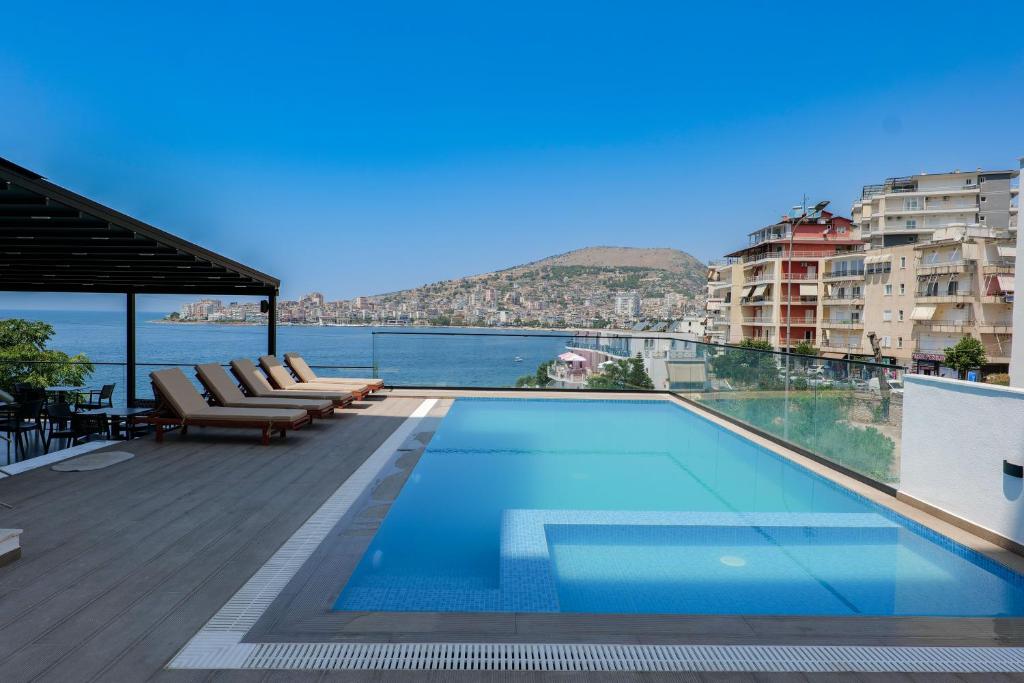 Hotel Edola - Image 2