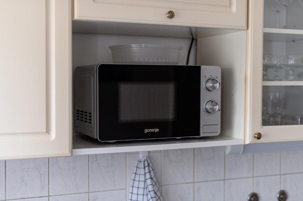 Kuchnia lub aneks kuchenny w obiekcie Barát Vendégház - Cosy Guesthouse - Teljes ház privát udvarral - 4 szoba, 2 fürdő