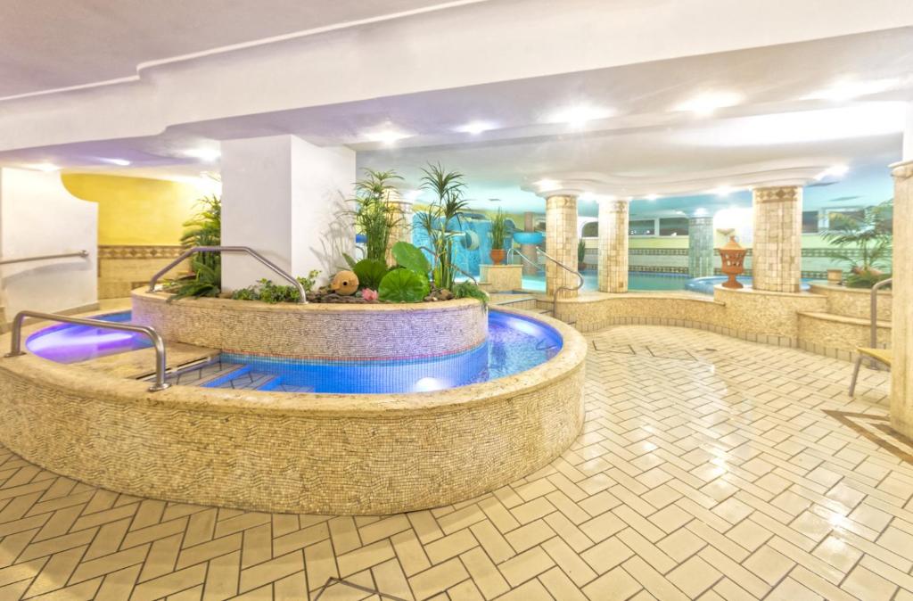 Tritone Terme, Resort Spa Hotel 4*